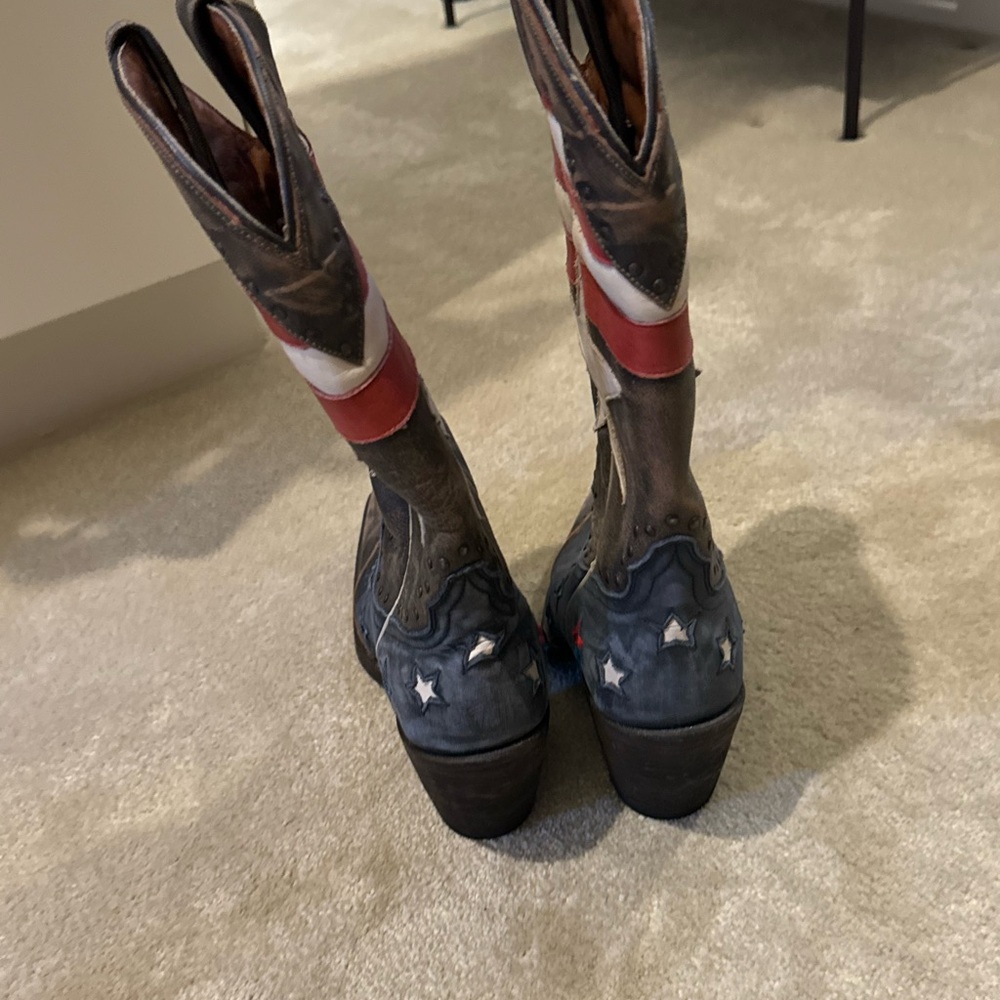 Redneck Riviera Boots Size 6 - Picture 3 of 4